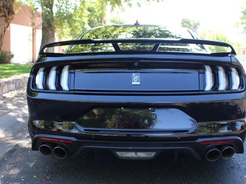 Used 2021 Ford Mustang GT Premium w/ GT Performance Package RWD image 5