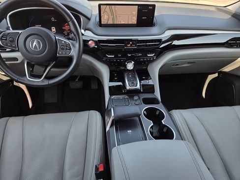 Used 2024 Acura MDX FWD w/ Technology Package image 8