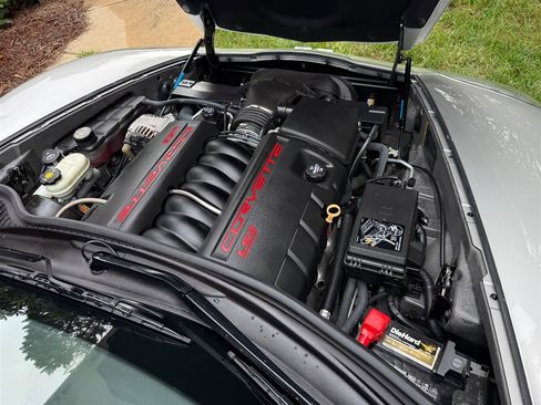 Used 2008 Chevrolet Corvette Convertible w/ Preferred Equipment Group RWD image 61