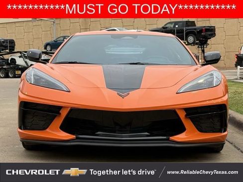 Used 2024 Chevrolet Corvette Stingray Coupe RWD image 3