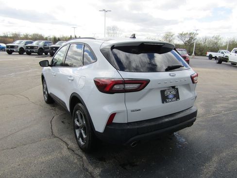 Used 2025 Ford Escape ST-Line Select AWD/4WD image 4