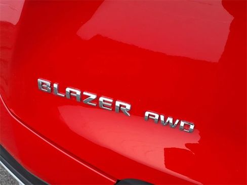 Used 2023 Chevrolet Blazer LT w/ Convenience Package image 18