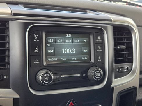 Used 2019 RAM 1500 Classic SLT RWD image 15
