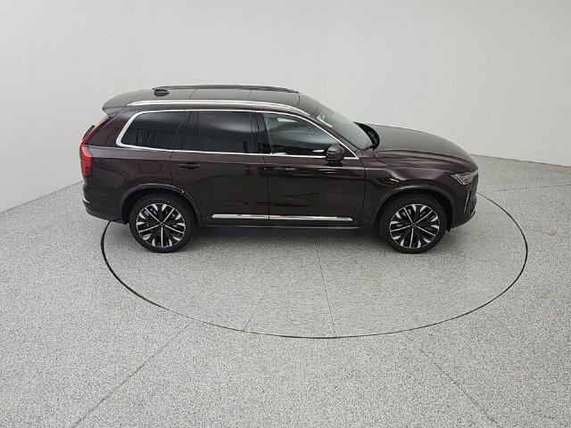 New 2026 Volvo XC90 T8 Ultra w/ Protection Package Premier AWD/4WD image 16