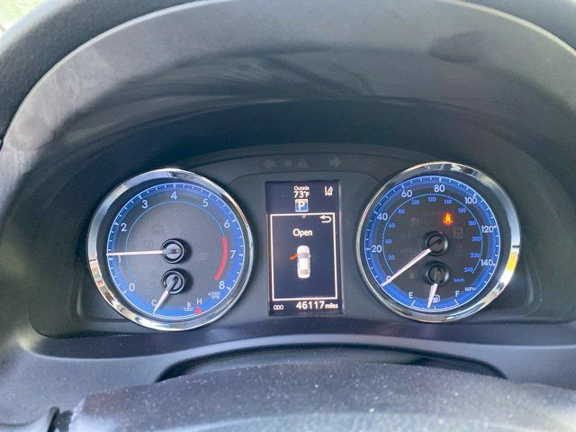 Used 2019 Toyota Corolla SE FWD image 21