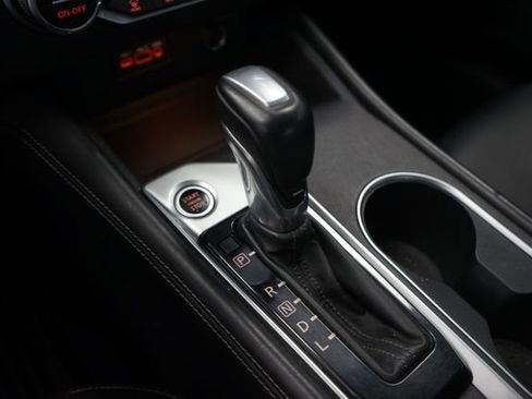 Used 2019 Nissan Altima 2.5 Platinum image 16