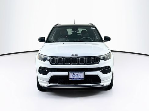 Used 2023 Jeep Compass High Altitude AWD/4WD image 2