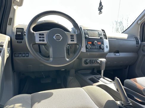 Used 2016 Nissan Frontier SV w/ SV Value Truck Package image 17