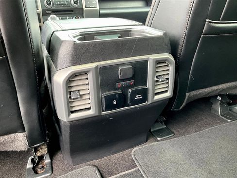 Used 2018 Ford F150 Platinum w/ Equipment Group 701A Luxury AWD/4WD image 11