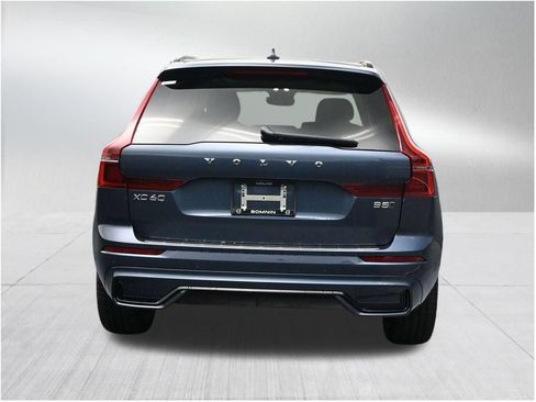 New 2026 Volvo XC60 B5 Ultra w/ Protection Package Premier AWD/4WD image 4