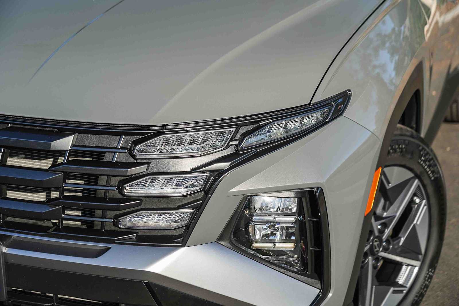 Certified 2025 Hyundai Tucson SEL FWD image 2