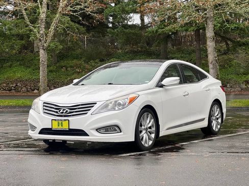Used 2012 Hyundai Azera w/ Technology Pkg image 1
