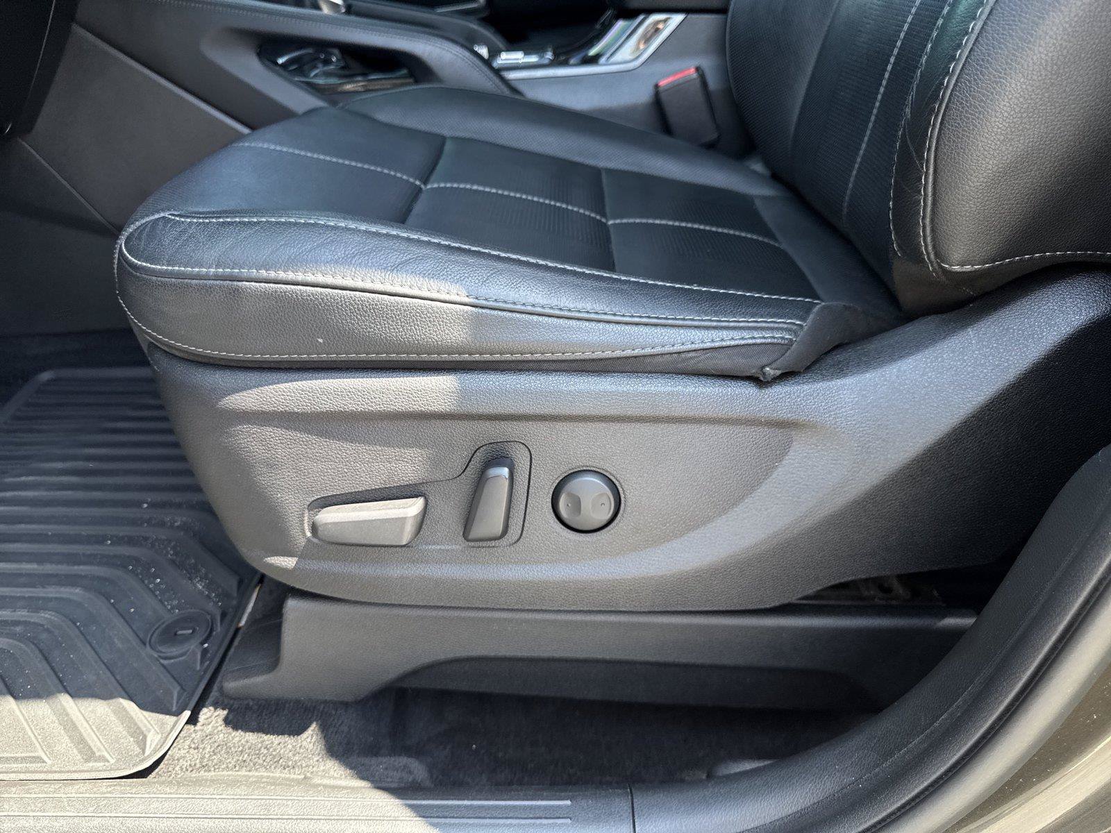 Used 2020 Kia Telluride EX w/ EX Premium Package AWD/4WD image 12
