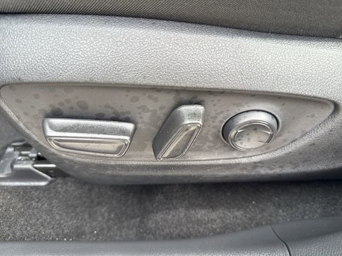 Used 2025 Toyota RAV4 XLE FWD image 14