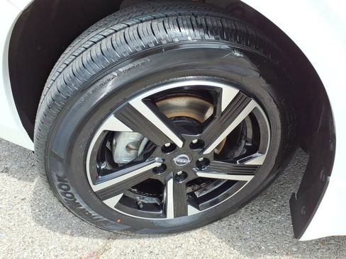 Certified 2024 Nissan Sentra SV w/ All-Weather Package FWD image 20