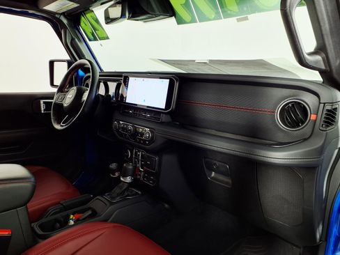 Used 2024 Jeep Wrangler Rubicon 392 image 9