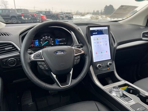 Certified 2024 Ford Edge SEL w/ Convenience Package image 22
