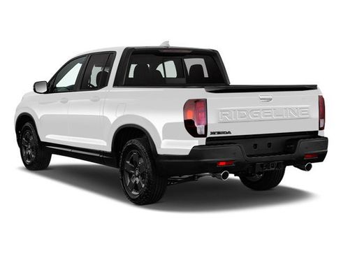 New 2026 Honda Ridgeline Black Edition image 2