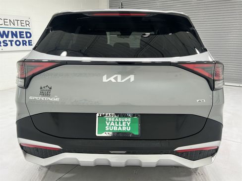Used 2024 Kia Sportage LX image 7