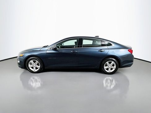 Used 2020 Chevrolet Malibu LS w/ Driver Confidence Package image 2