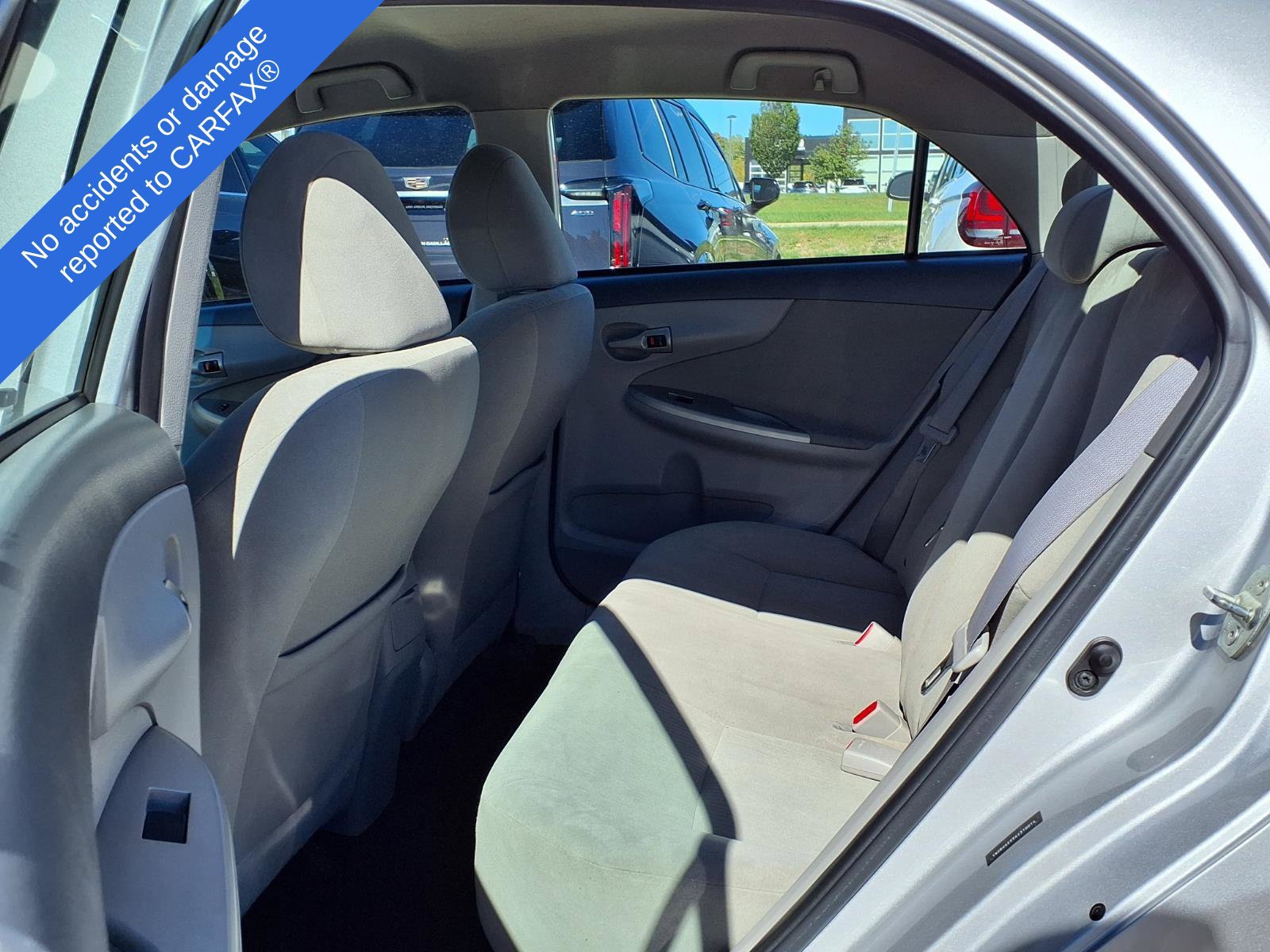 Used 2010 Toyota Corolla LE FWD image 13