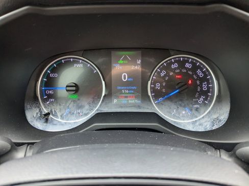 Used 2022 Toyota RAV4 XLE image 27