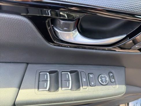 Used 2023 Honda CR-V Sport Touring image 7