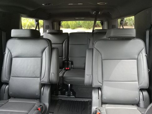 Used 2024 GMC Yukon XL Denali w/ LPO, Floor Liner Package AWD/4WD image 22
