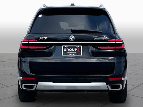 Used 2026 BMW X7 xDrive40i w/ Premium Package AWD/4WD image 4