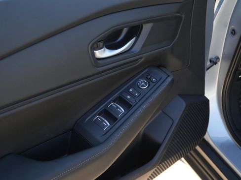 Used 2025 Honda Accord Sport image 14