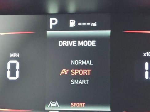 New 2026 Hyundai Elantra SEL Sport image 9