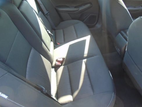 Used 2024 Nissan Altima 2.5 SV FWD image 10