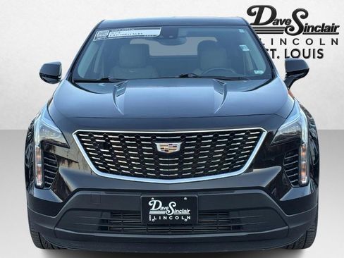 Used 2021 Cadillac XT4 Luxury w/ Cold Weather Package image 8