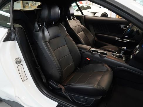 Used 2020 Ford Mustang Premium RWD image 20