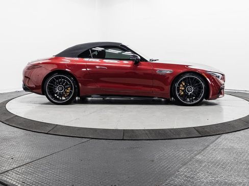 Used 2022 Mercedes-Benz SL 63 AMG 4MATIC image 36