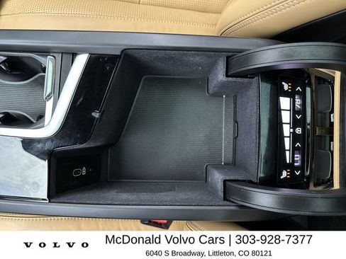 Certified 2025 Volvo XC90 T8 Ultra w/ Lounge Package AWD/4WD image 21