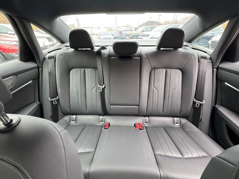 Used 2024 Audi A6 Premium Plus image 31