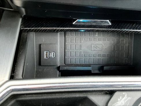 Used 2022 Ford F350 Platinum AWD/4WD image 19