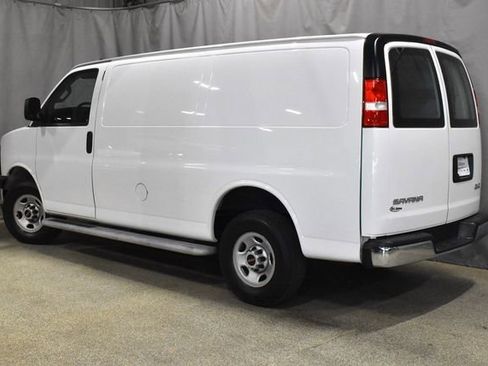 Used 2024 GMC Savana 2500 w/ Driver Convenience Package image 8