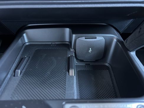 New 2025 Ford Bronco Badlands image 19