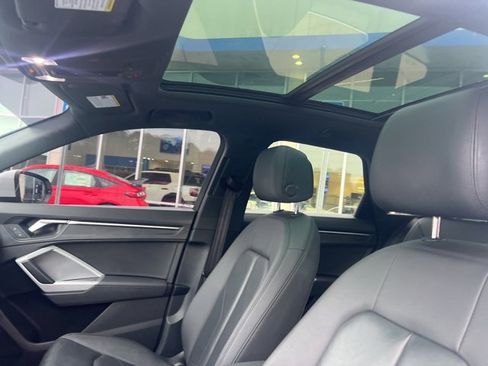 Used 2021 Audi Q3 2.0T Premium image 15