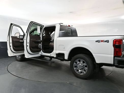 Used 2024 Ford F350 King Ranch w/ Chrome Package AWD/4WD image 28