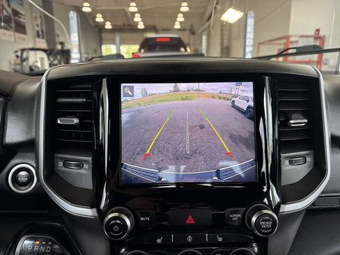 Used 2020 RAM 1500 Big Horn AWD/4WD image 16