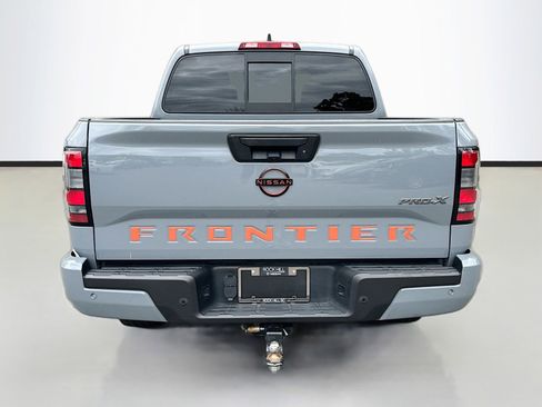 Used 2022 Nissan Frontier Pro-X RWD image 6