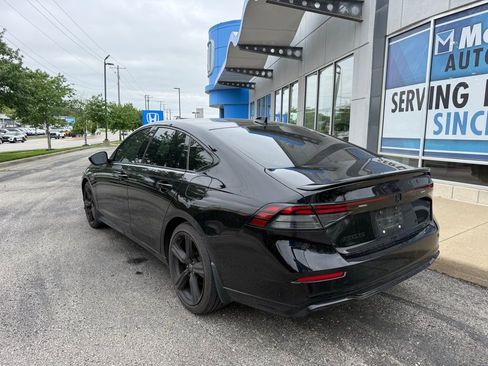 Used 2023 Honda Accord Sport image 12