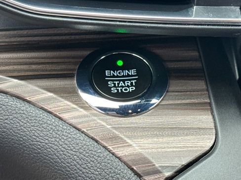 Used 2020 Ford Explorer Limited w/ Class III Trailer Tow Package image 31