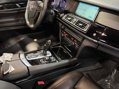 Used 2013 BMW ALPINA B7 image 8