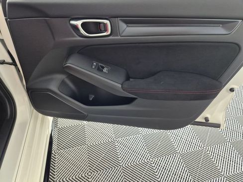 Used 2025 Honda Civic Type R image 31