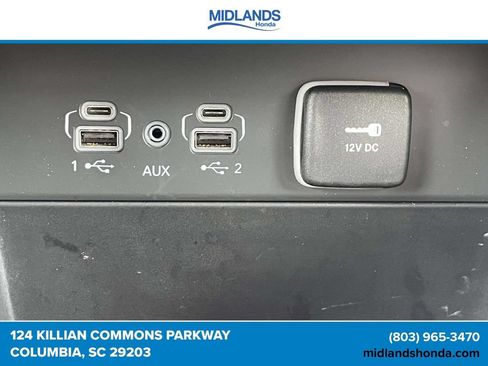 Used 2025 Jeep Grand Cherokee Limited AWD/4WD image 28