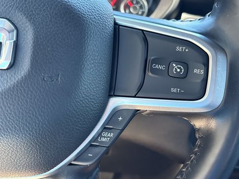 Used 2024 RAM 2500 Big Horn AWD/4WD image 23